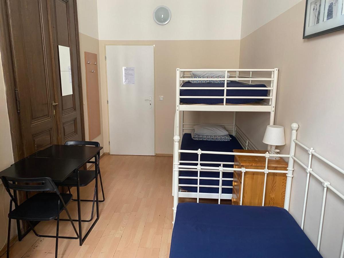 Hostel Emma Prag Eksteriør billede